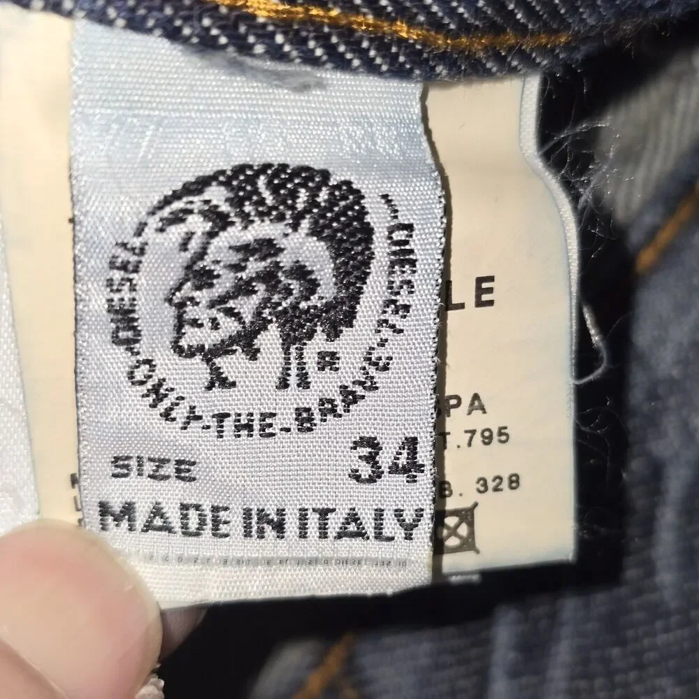 Diesel Jeans Mens 34x32 Straight Leg Blue Denim Sparker Made in Italy